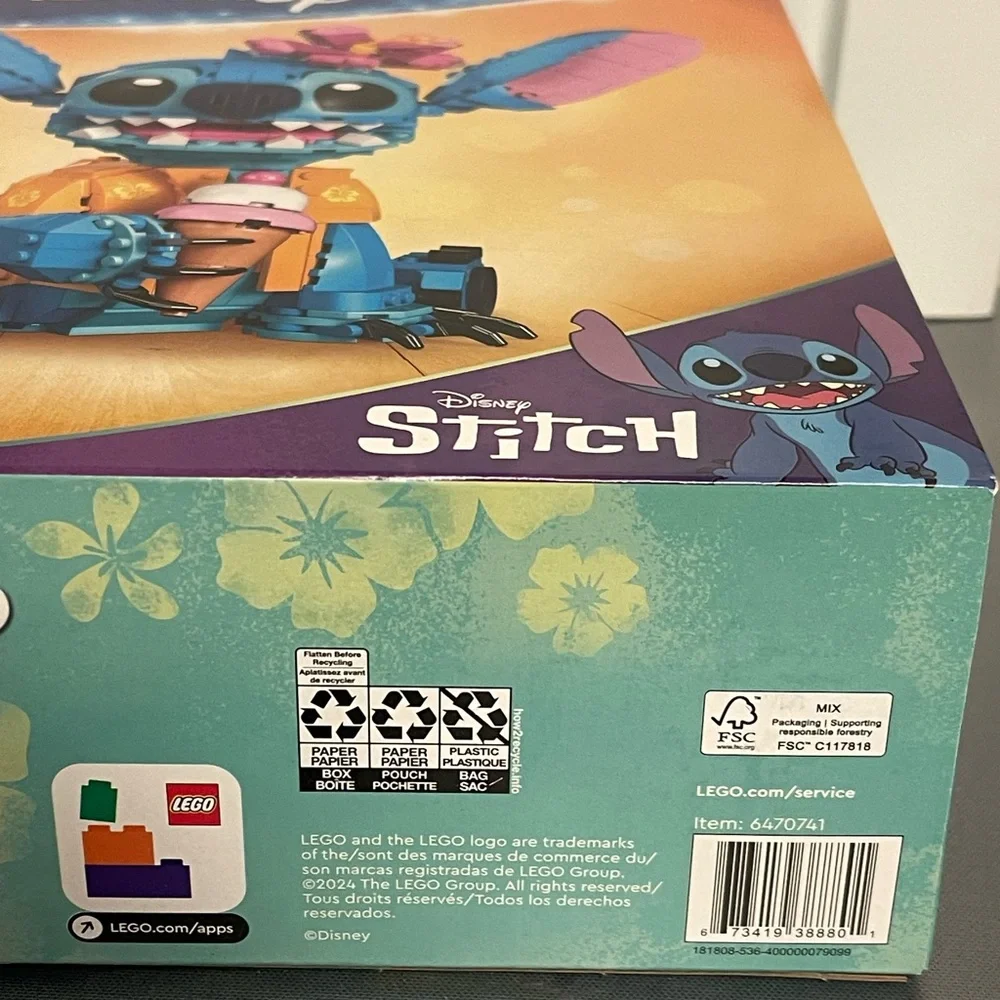 LEGO Disney 43249 Lilo & Stitch Building Toy Set 430Pcs 9+ NIB Sealed